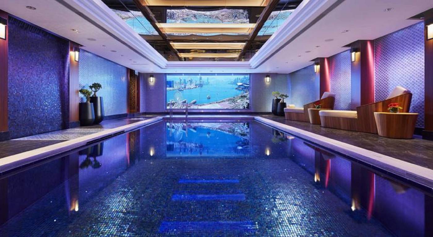 Mandarin-Oriental--Hong-Kong-Pool-17