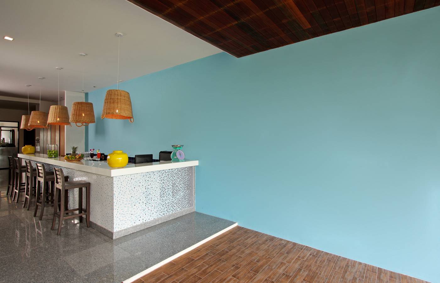 Kamala-Beach-Hotel---Resort-Bar-45