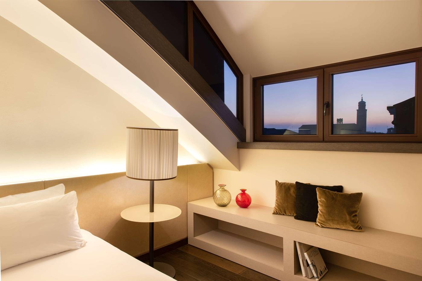 Hyatt-Centric-Murano-Venice-Room-31