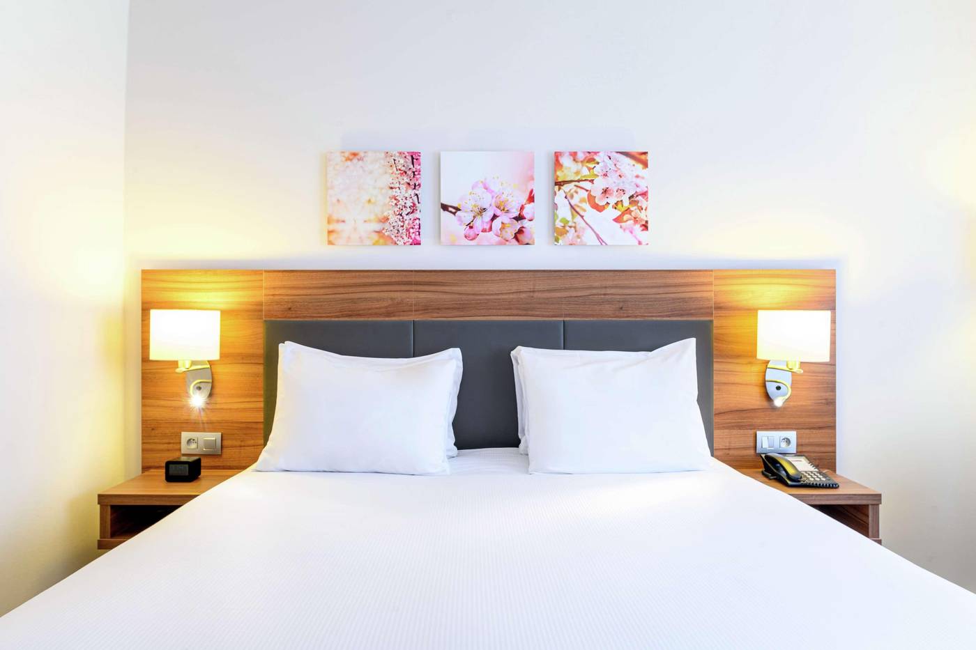 Hilton-Garden-Inn-Brussels-City-Centre-Room-47