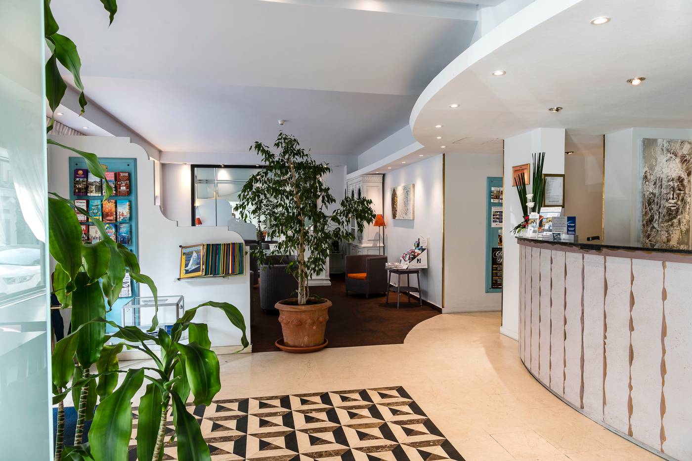 Best-Western-Astoria-Lobby-31