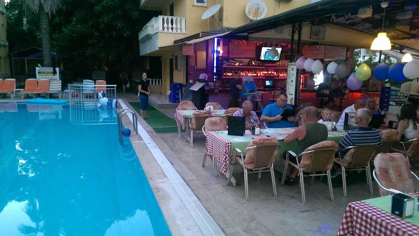 Club-Sunset-Apart-General-view-9