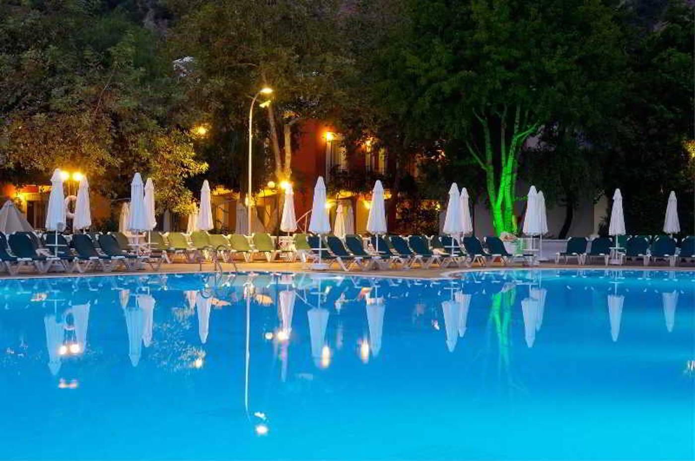 Belcekiz-Beach-Club-Pool-2