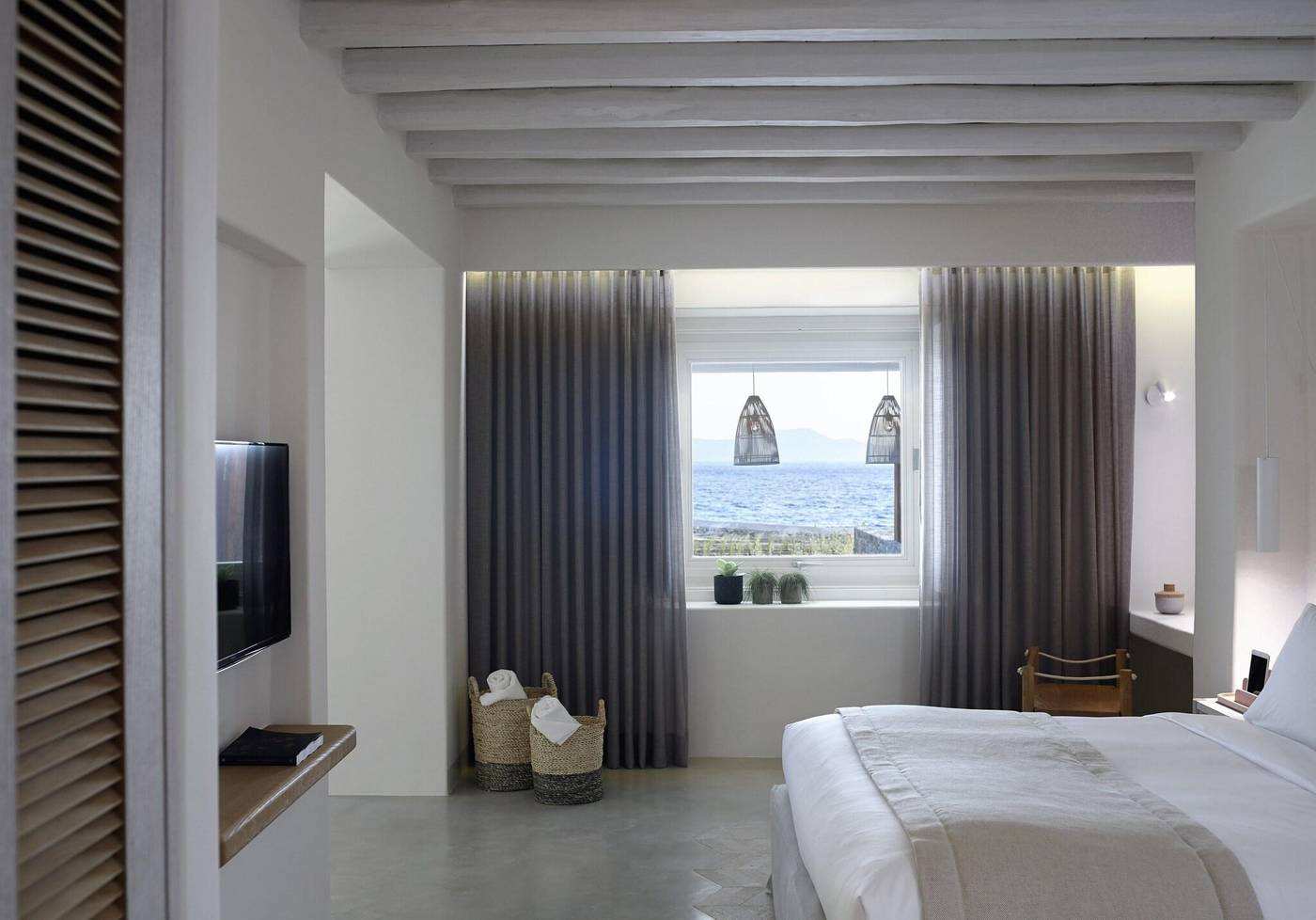 Bill---Coo-Suites-and-Lounge-Room-26