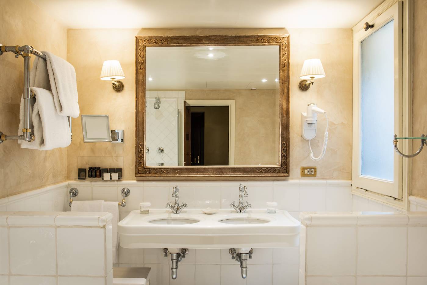 Grand-Hotel-Baglioni-Room-55