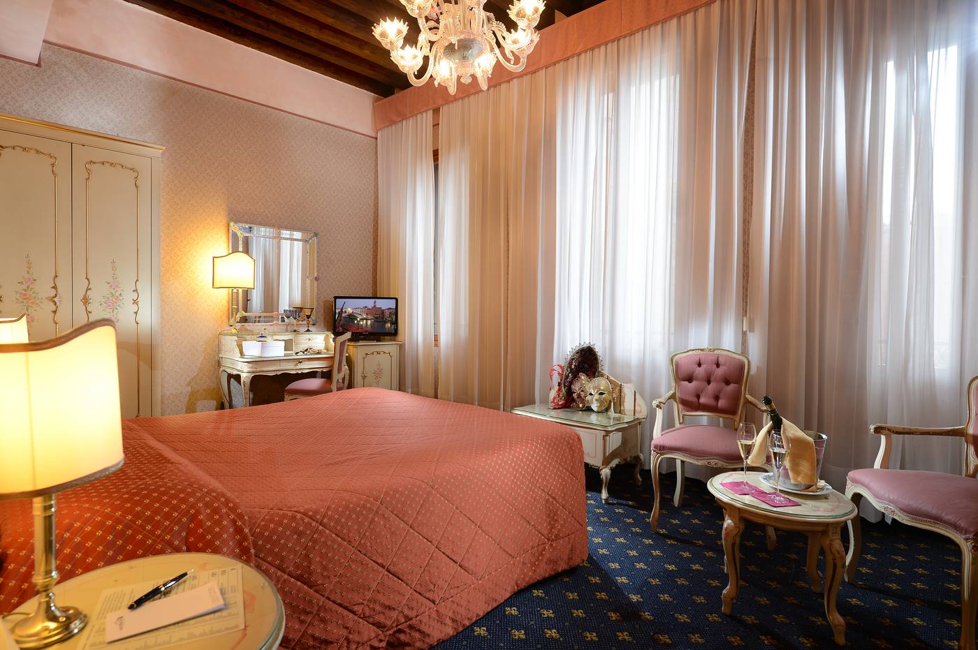 Rialto-Hotel-Room-12