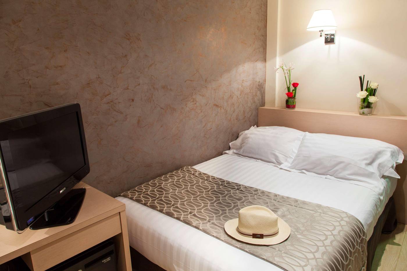 Best Western Plus Hotel Carlton-France-Annecy-General view-3