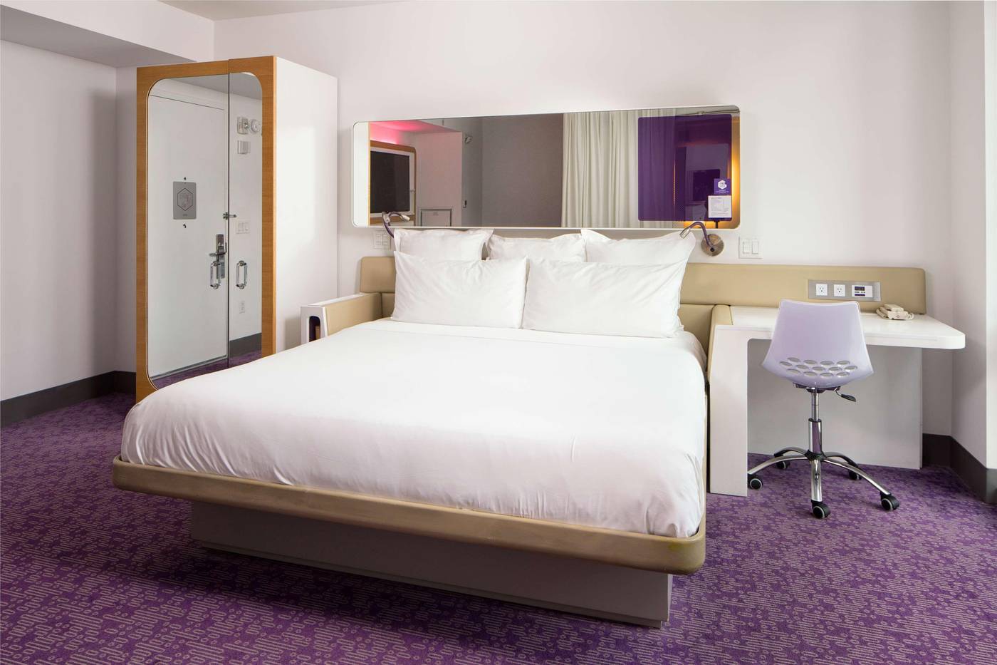 Yotel-New-York-Times-Square-Room-32