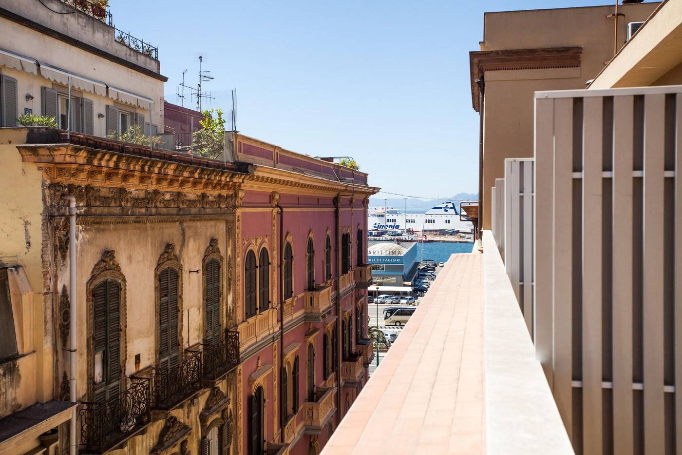 Italia-General-view-29