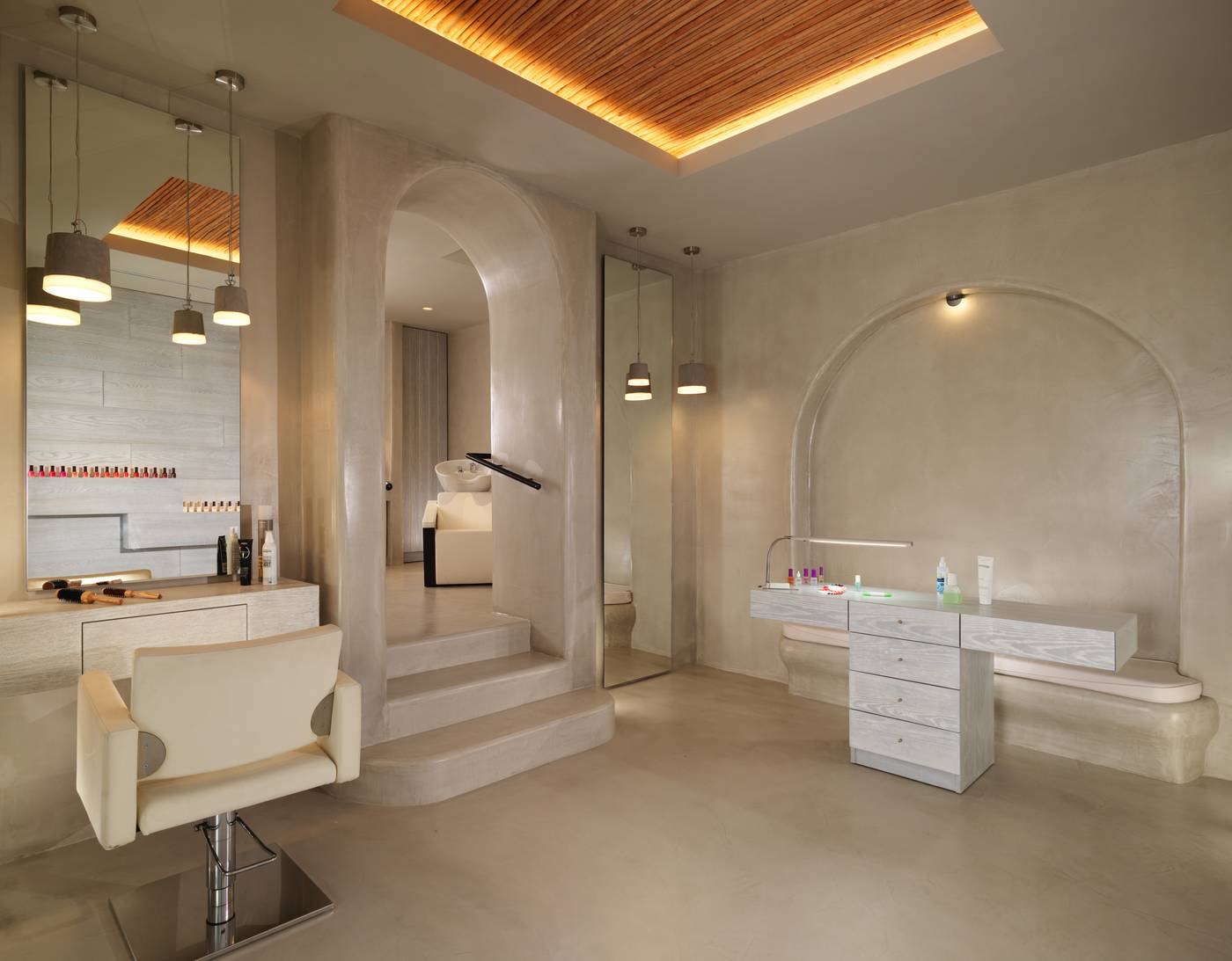 Mykonos-Riviera-Hotel---Spa-Sports-and-Entertainment-25