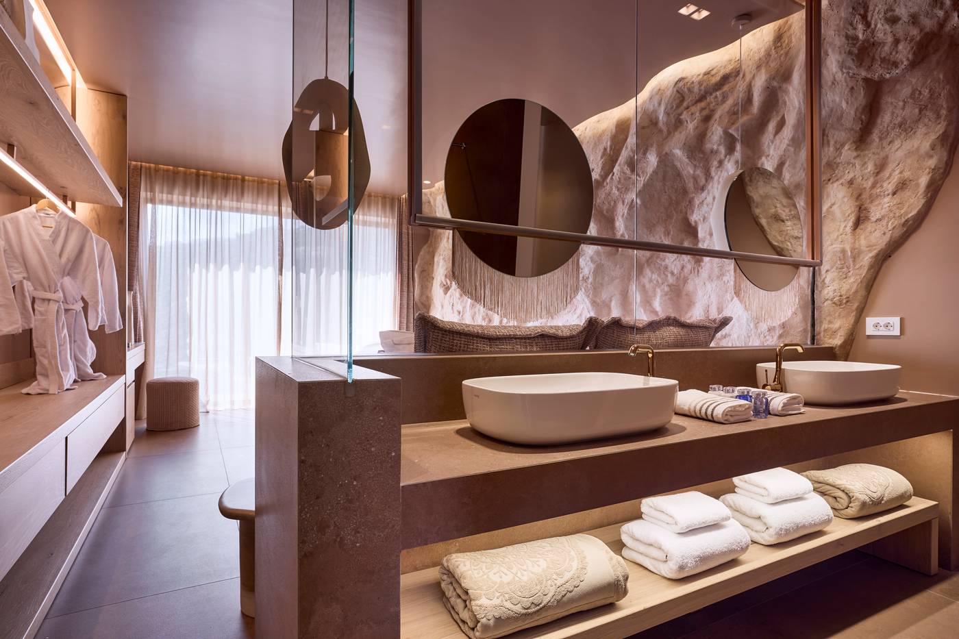 Ethereum-Mykonos-Room-22