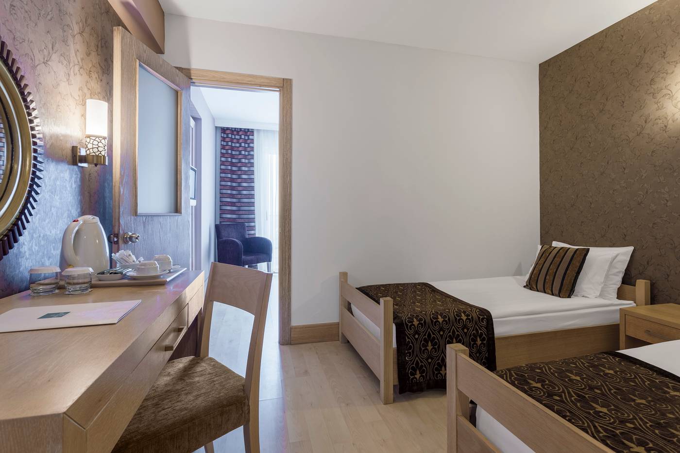 Sultan-of-Side-Room-23