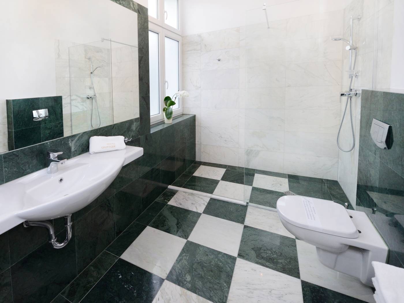 Grottger-Luxury-Boutique-Hotel-Room-37