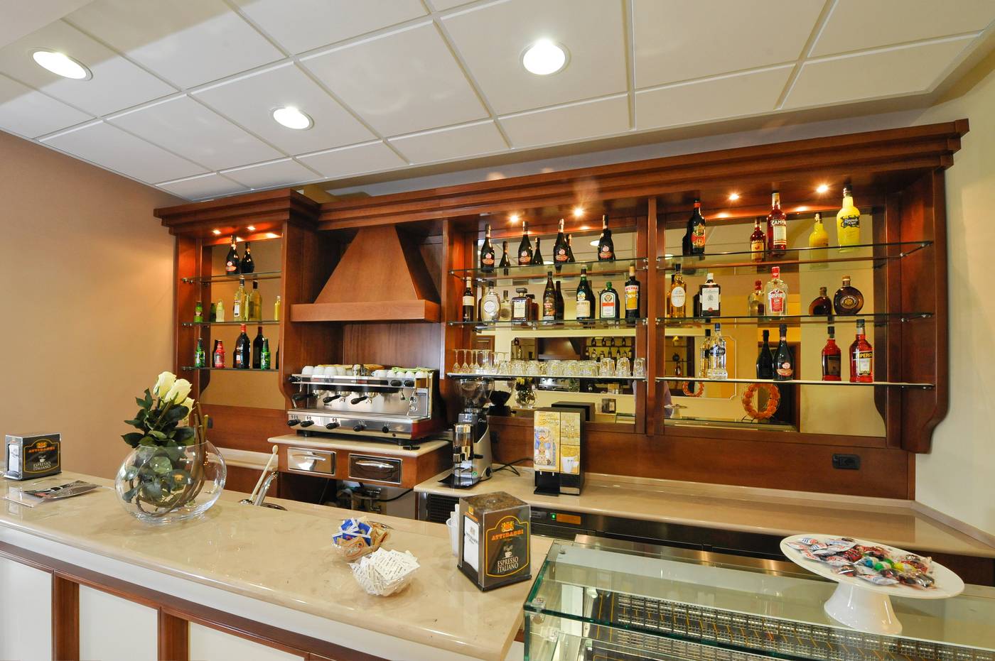 Hotel-Roma-Tiburtina-Bar-12