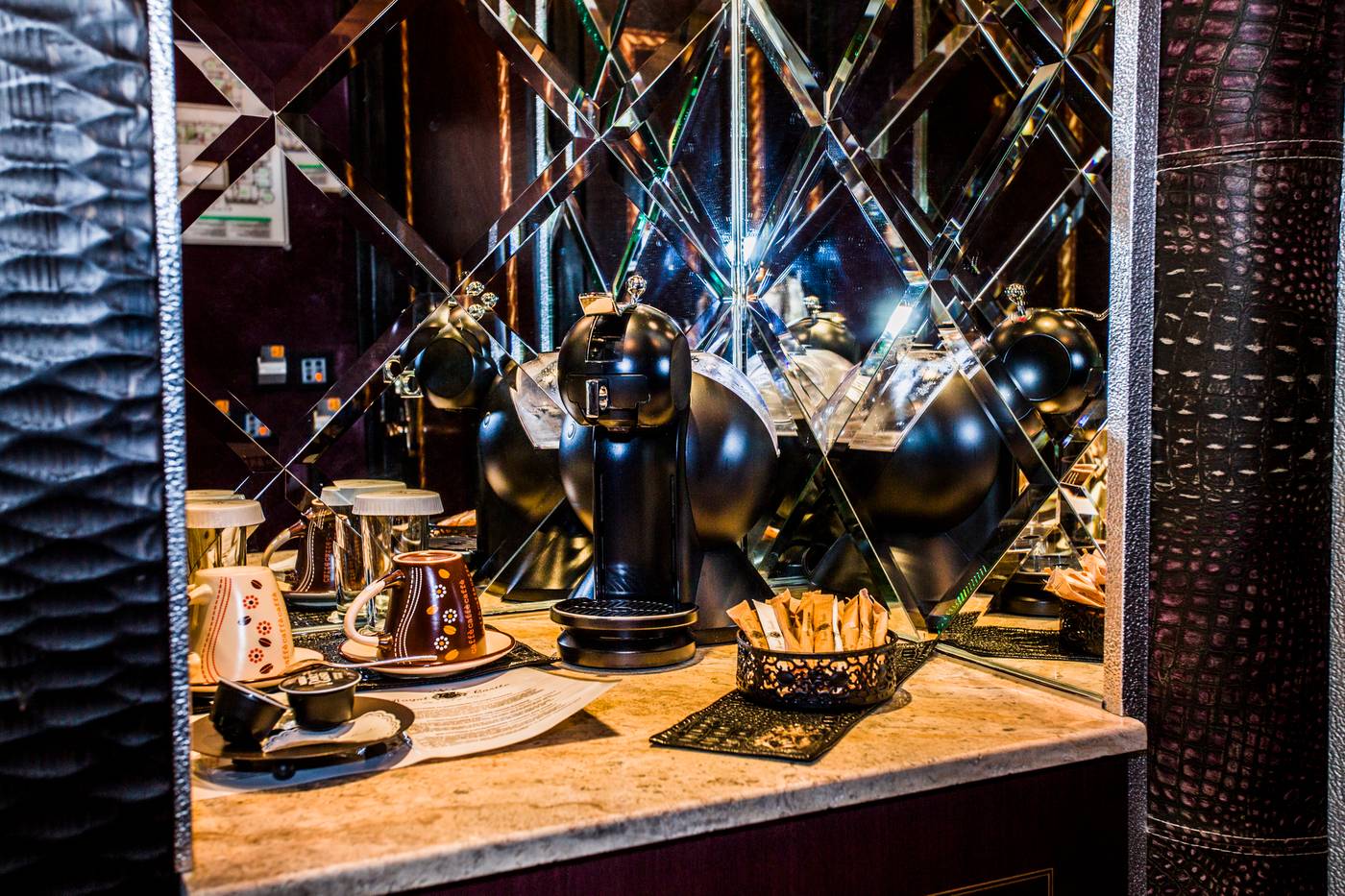 Royal-Castle-Room-52