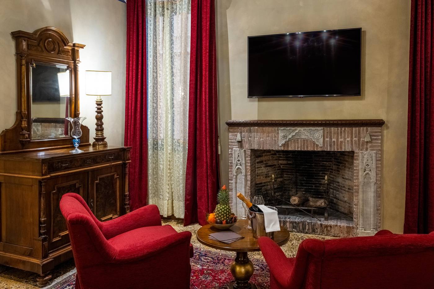 Palazzo-Priuli-Hotel-Room-38