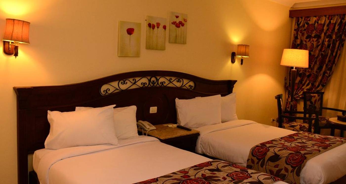 Regency-Plaza-Aqua-Park-and-Spa-Room-36