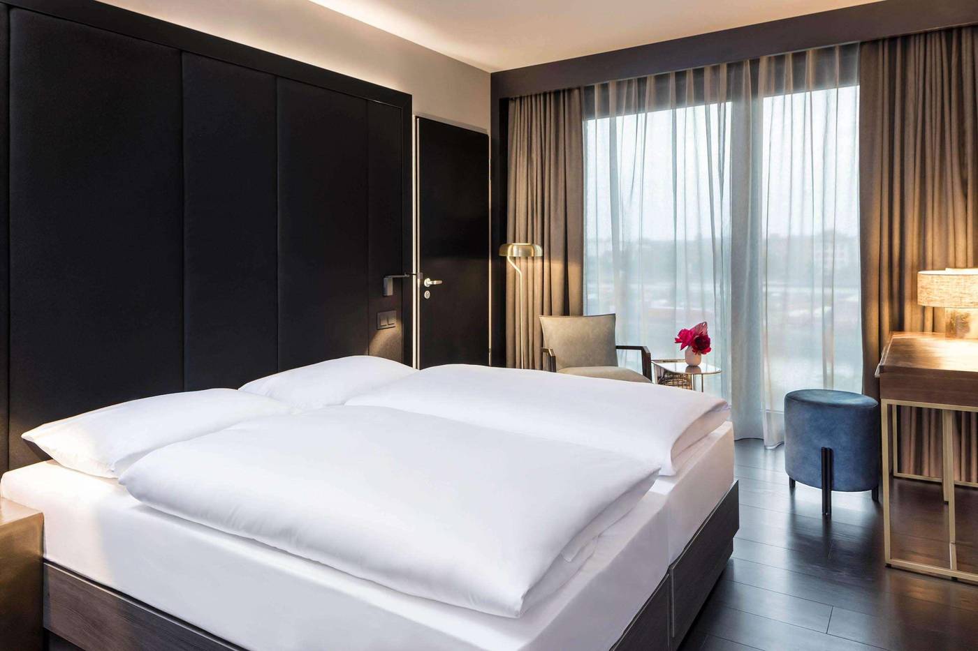 Hotel-Amano-East-Side-Room-13