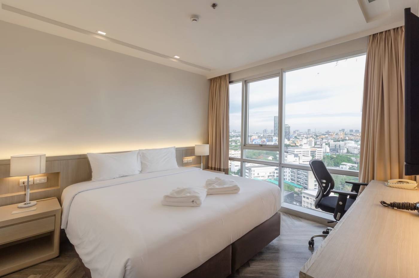 Jasmine-Grande-Residence-Room-31