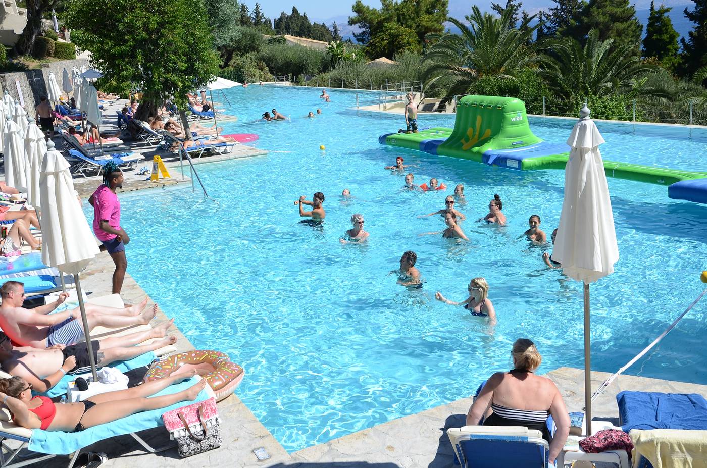 Aeolos-Beach-Resort-Sports-and-Entertainment-1