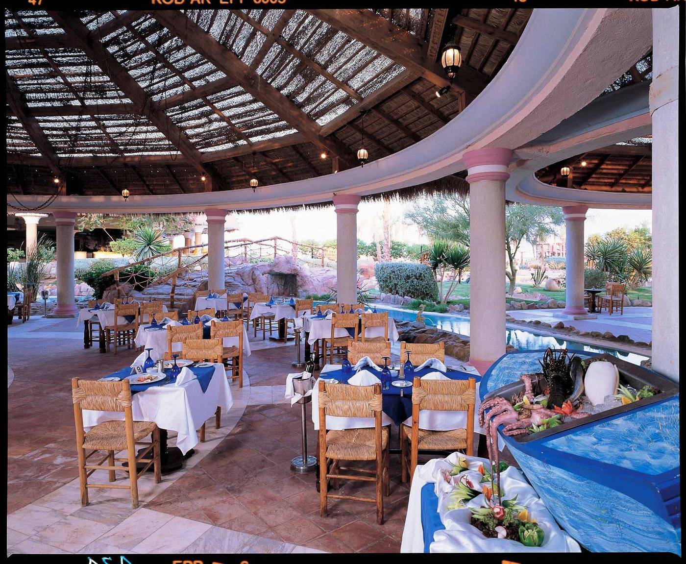 Laguna-Vista-Beach-Resort-Restaurant-19