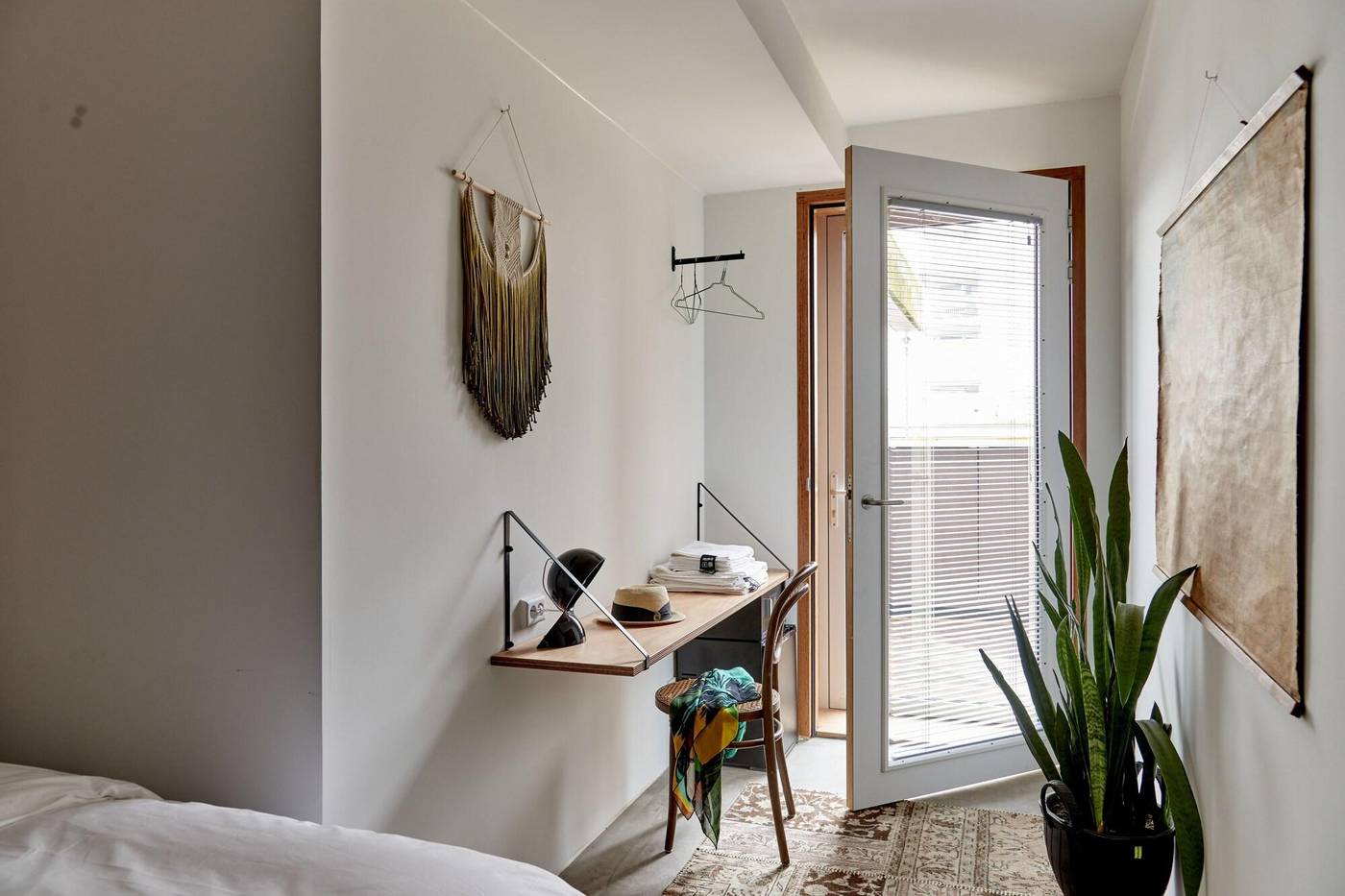 Q-Factory-Hotel-Room-2