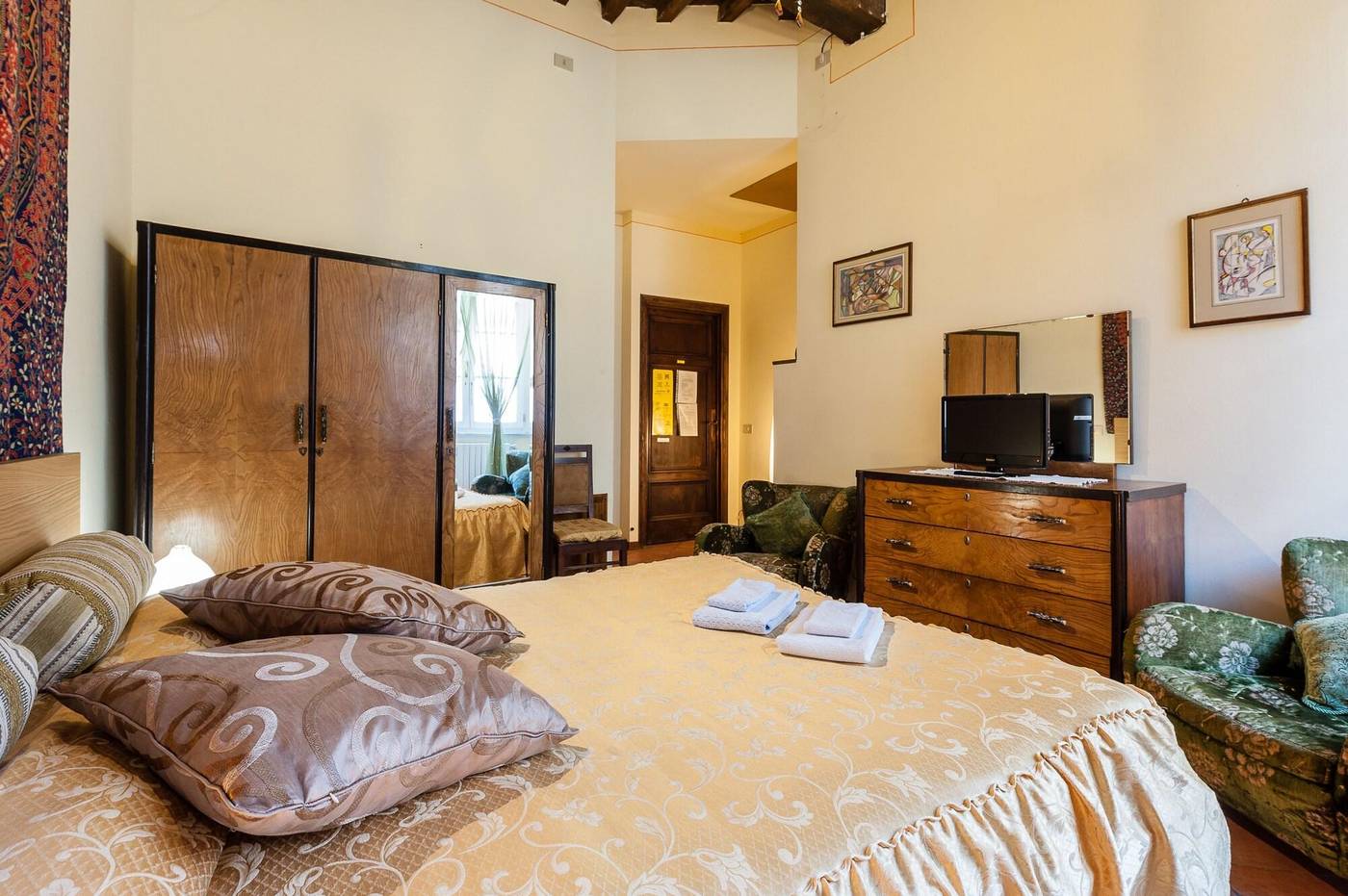 La-Gemma-Di-Elena-Room-2