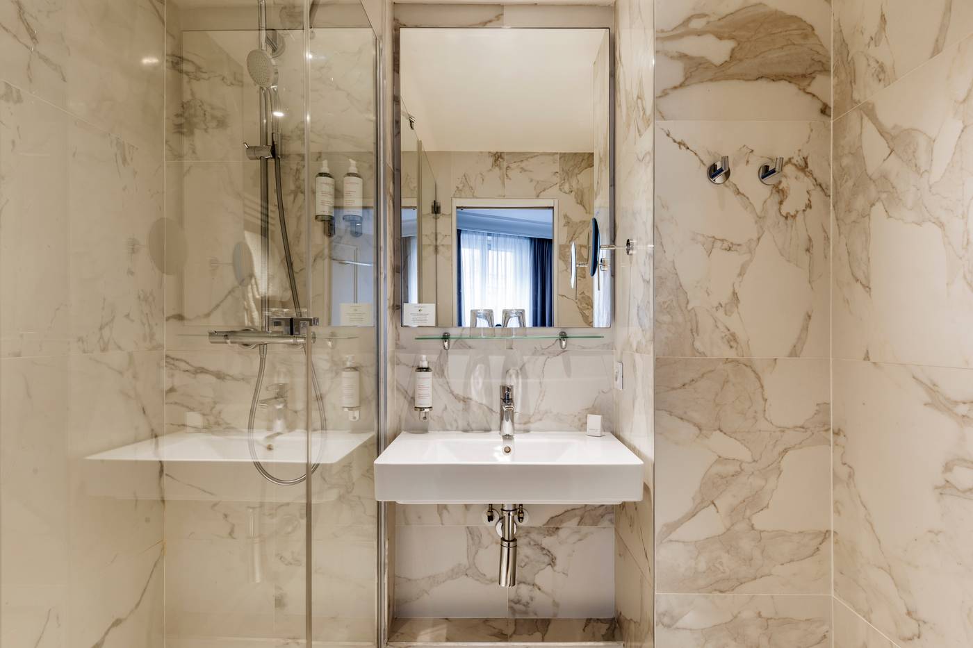 Trinite-Haussmann-Room-12