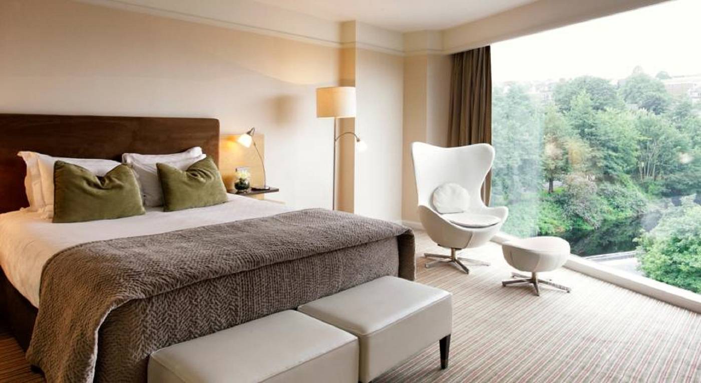 The River Lee - Ireland - Cork - Room - 10