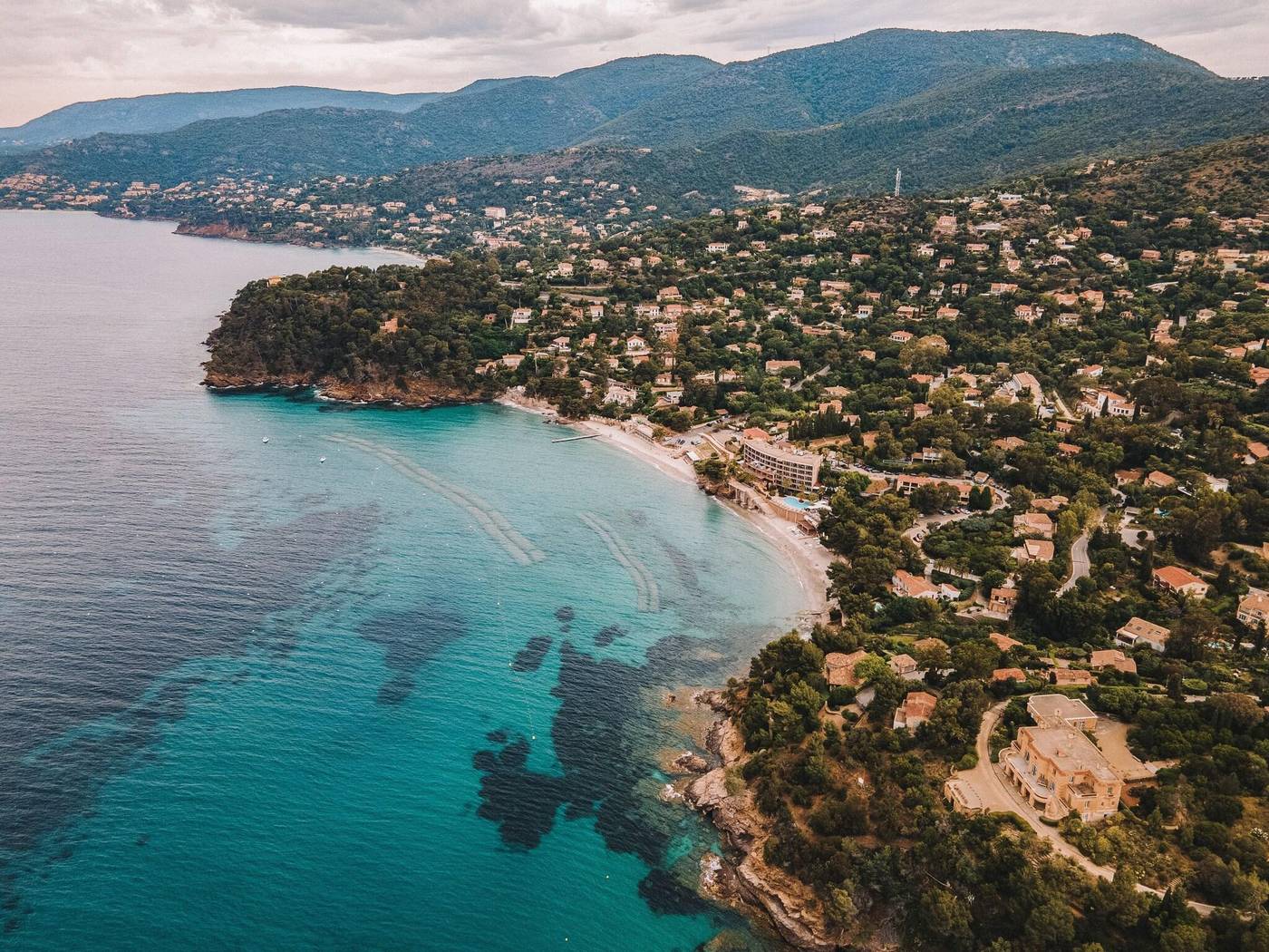 Les-Terrasses-du-Bailli-Beach-39