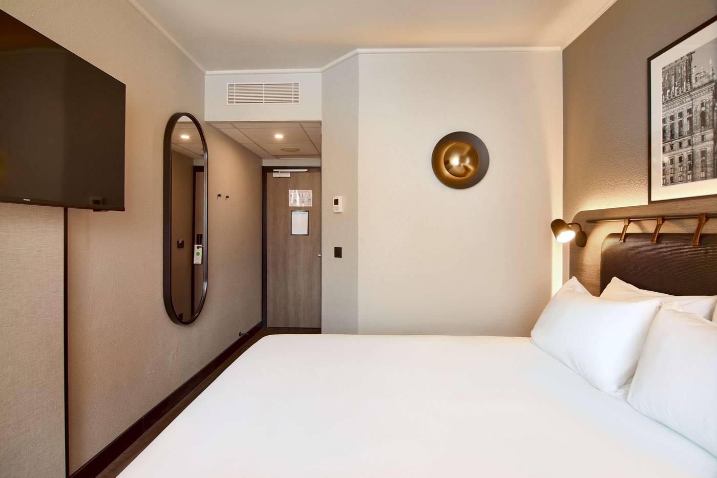 Campanile-Krakow-Old-Town-Room-32