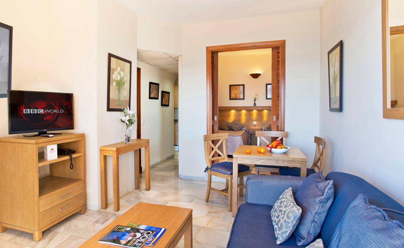 Sunset-Beach-Club-Room-18