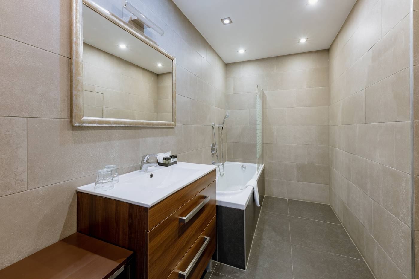 Bliss-Residence-and-Spa-Room-36