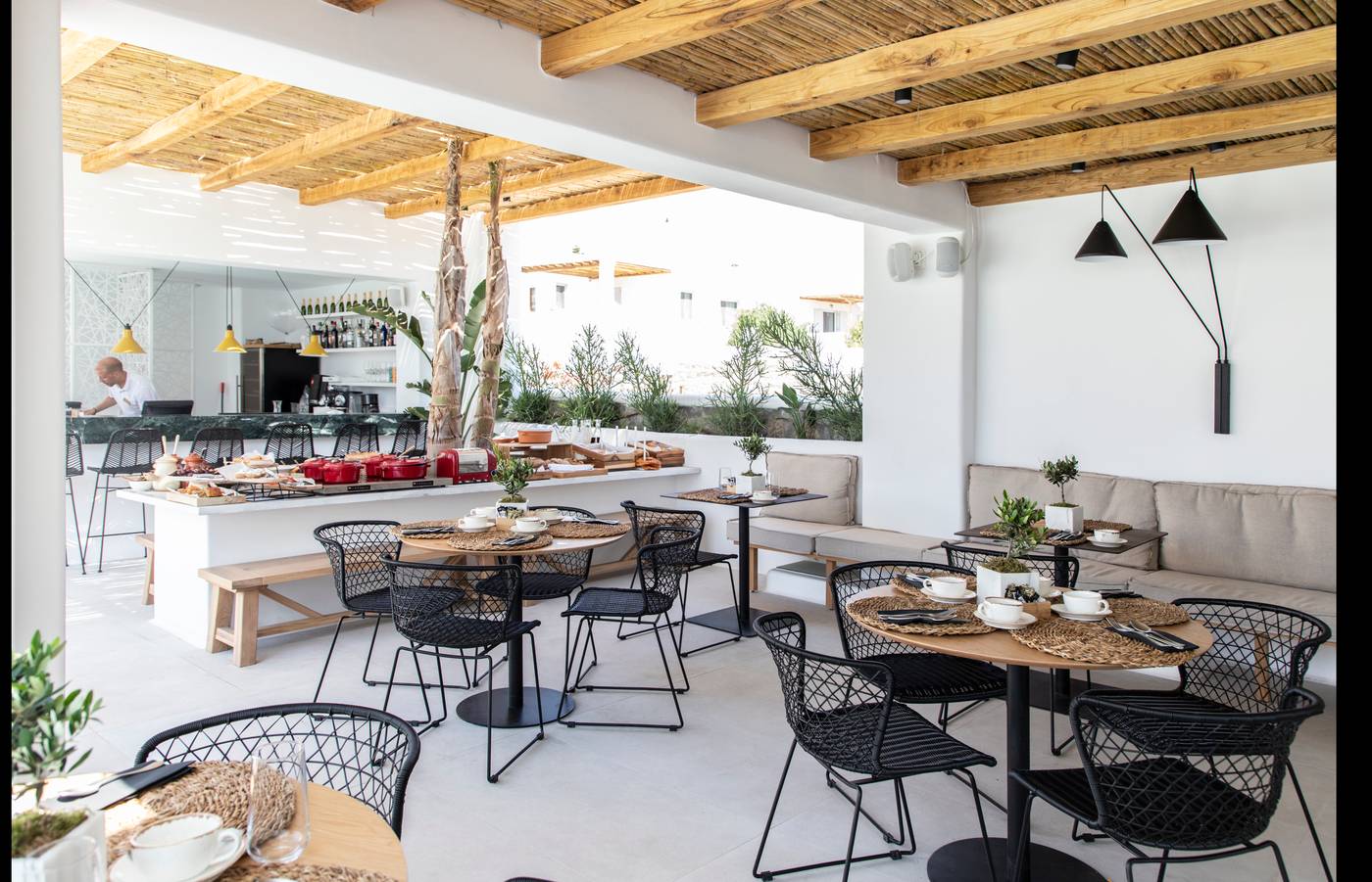 Adorno-Suites-Mykonos-Restaurant-83