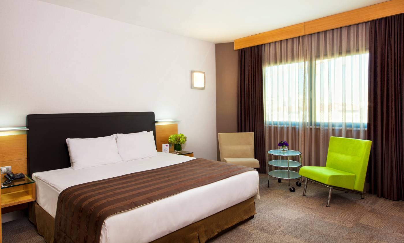 Point-Hotel-Taksim-Room-37
