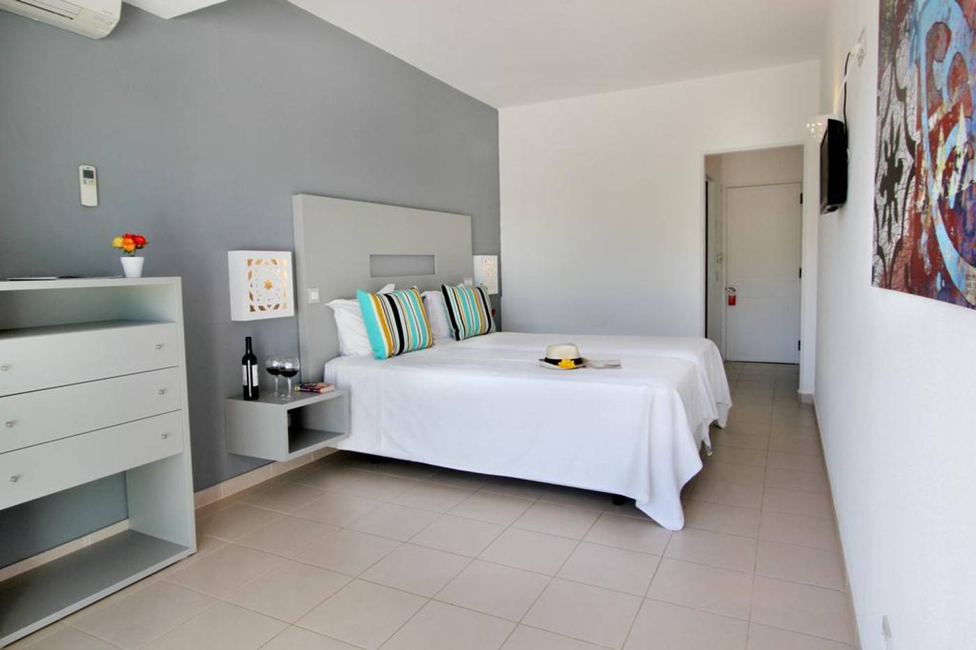 Carvi-Hotel-Room-18