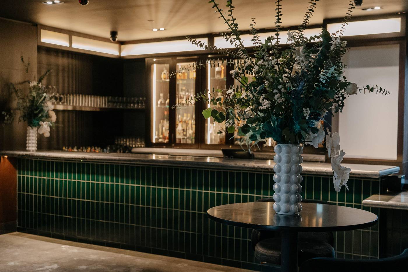 Hotel-Indigo-Lower-East-Side-New-York-Lobby-23