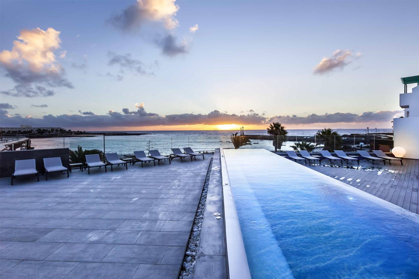 Barcelo-Teguise-Beach-Pool-10