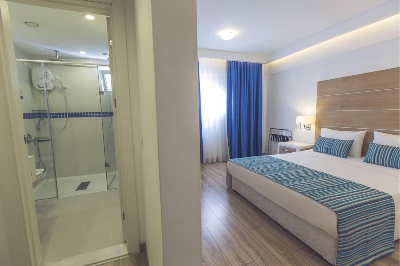 Garcia-Resort---Spa-Room-42