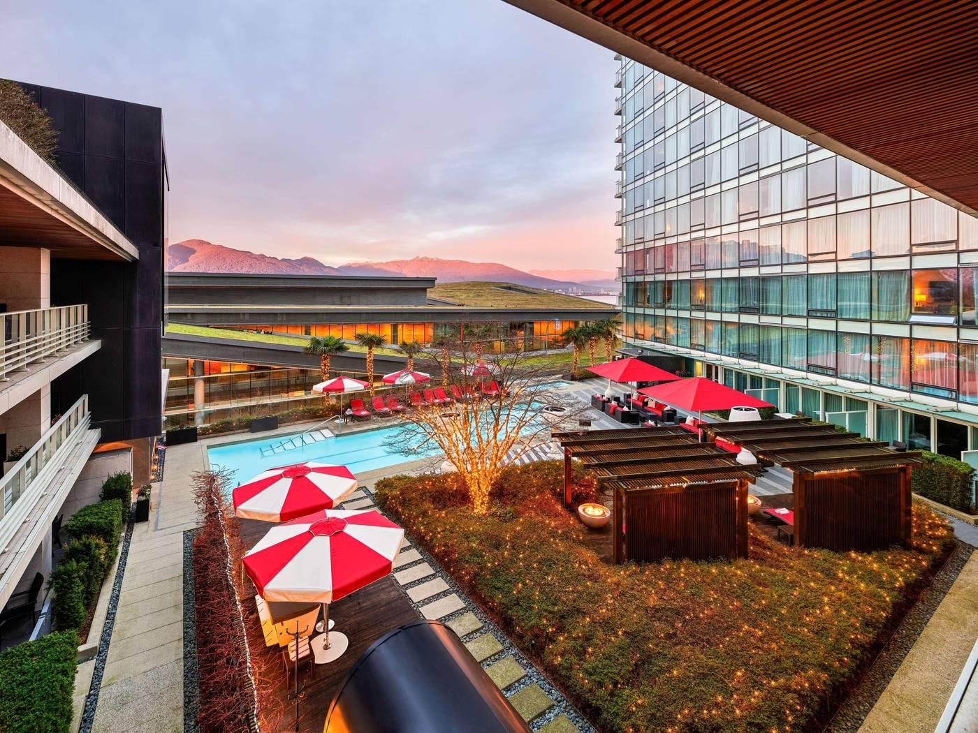 Fairmont-Pacific-Rim-Room-105