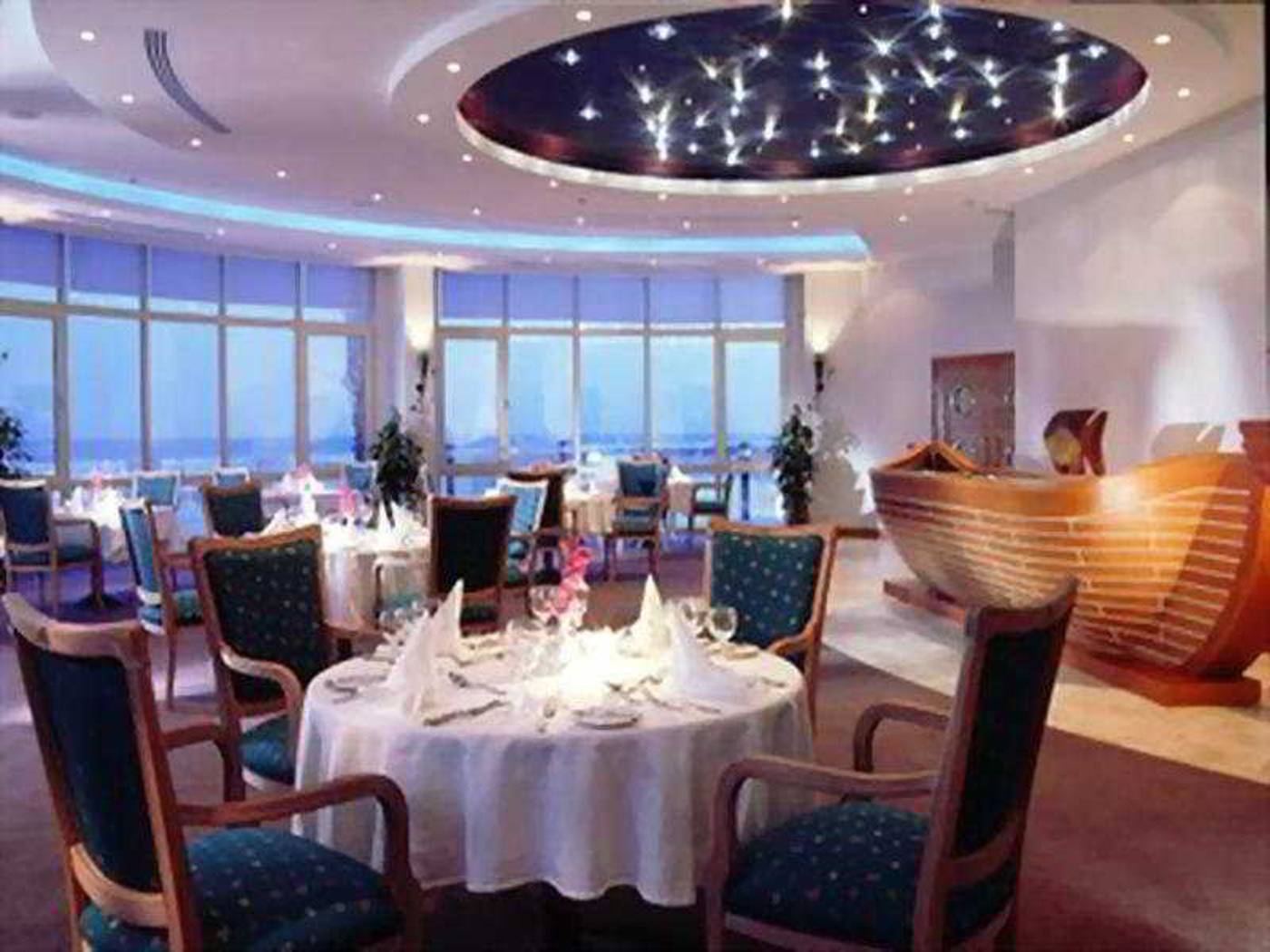 Al-Hamra-Village-Golf-Resort-Restaurant-21