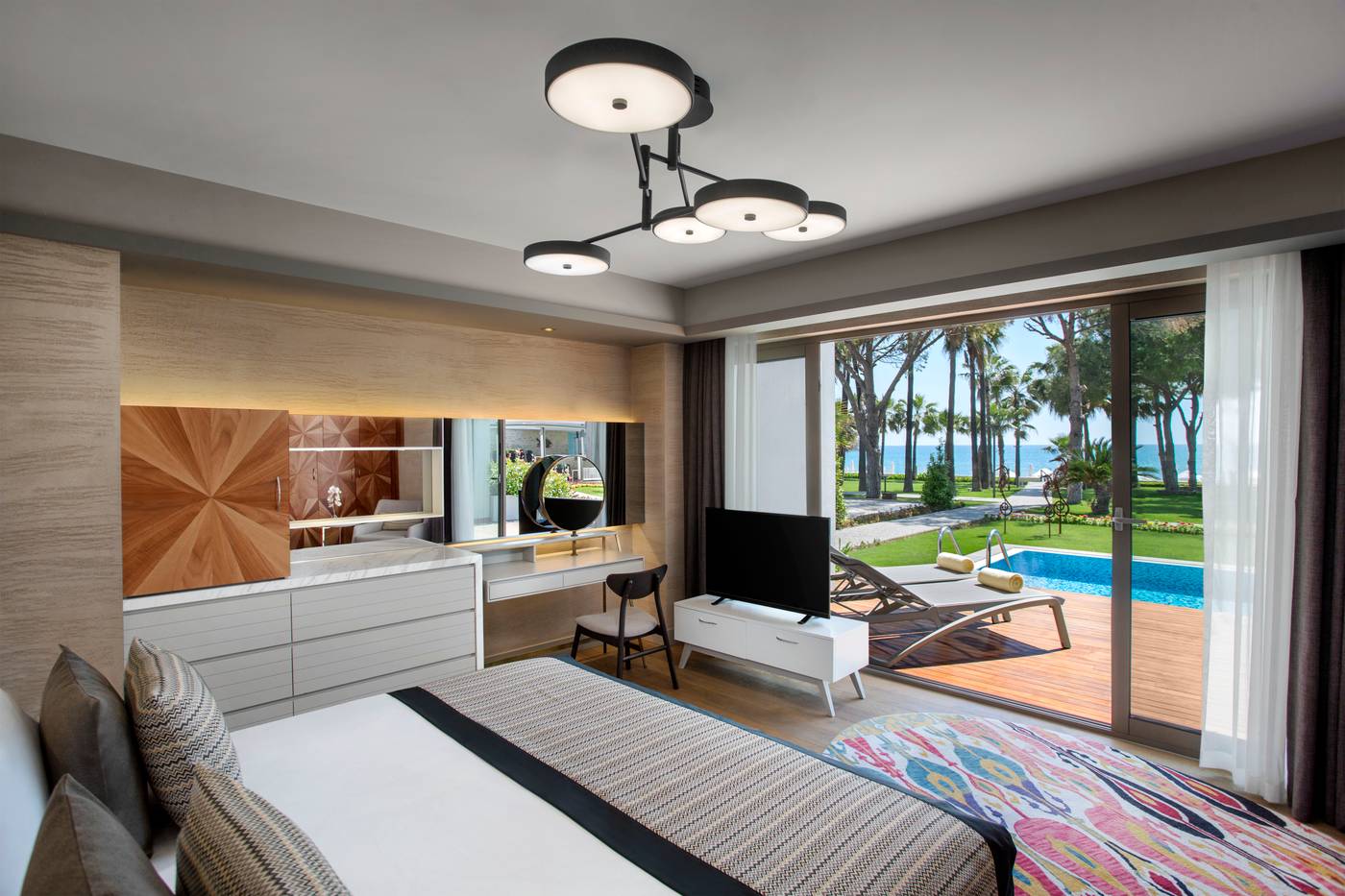 Acanthus-Cennet-Barut-Collection-Room-26