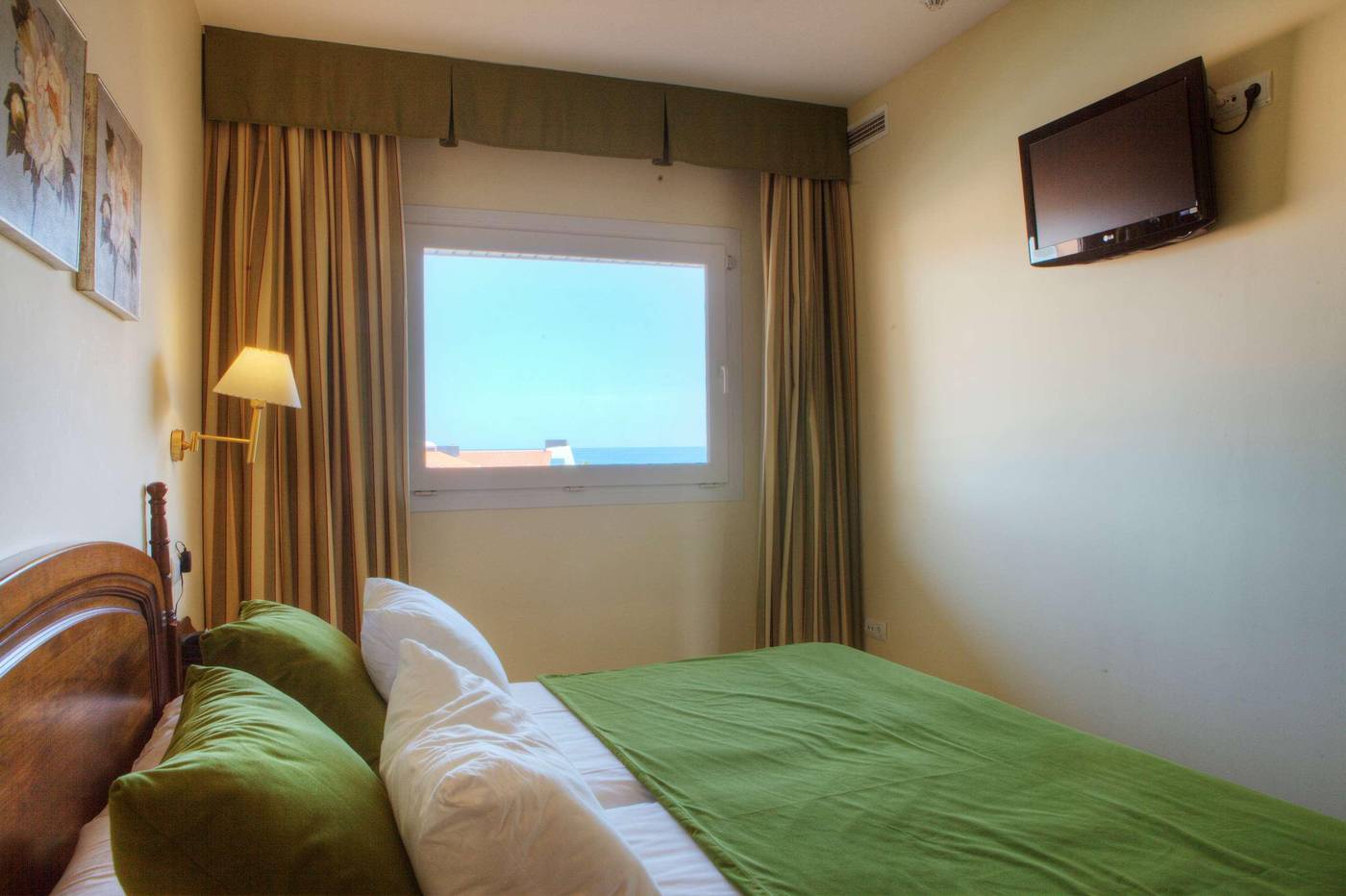 Sunway-Playa-Golf-Sitges-Room-23