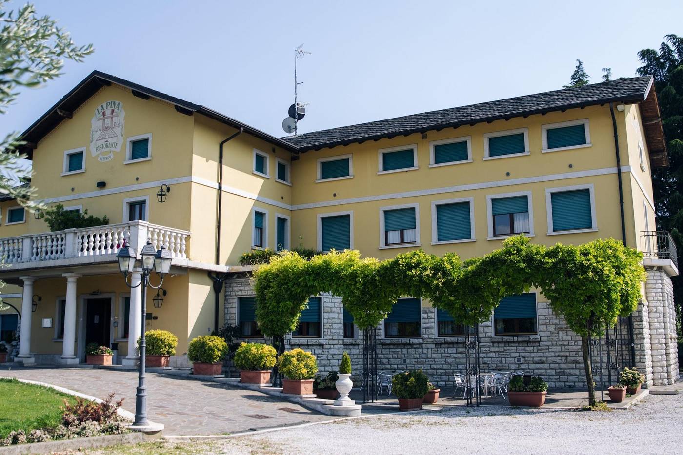 Hotel La Pina-Italy-Rezzato-General view-1