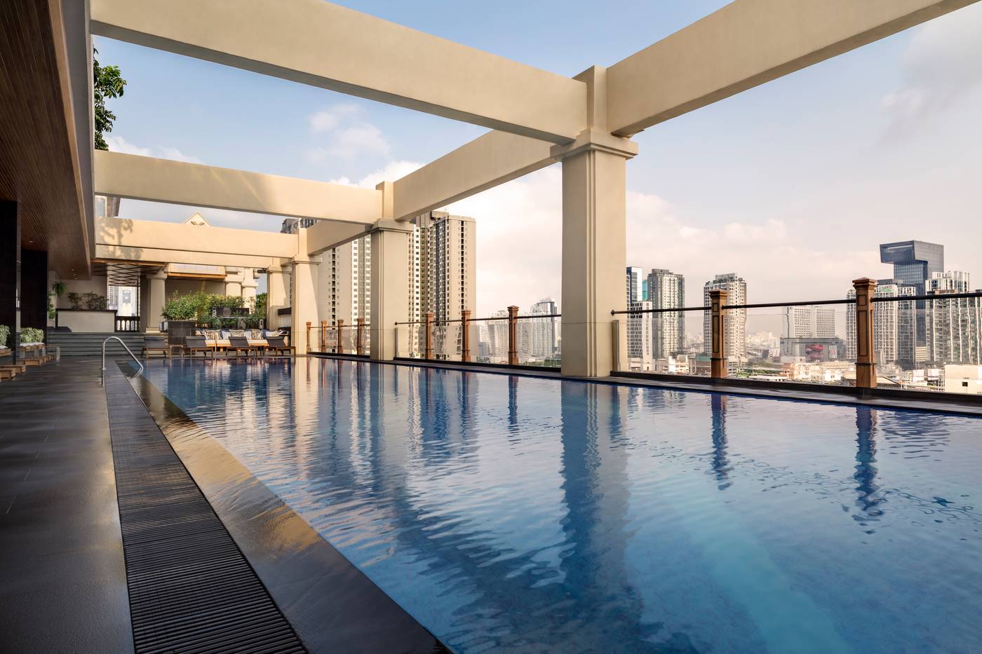 Lancaster-Bangkok-Pool-1
