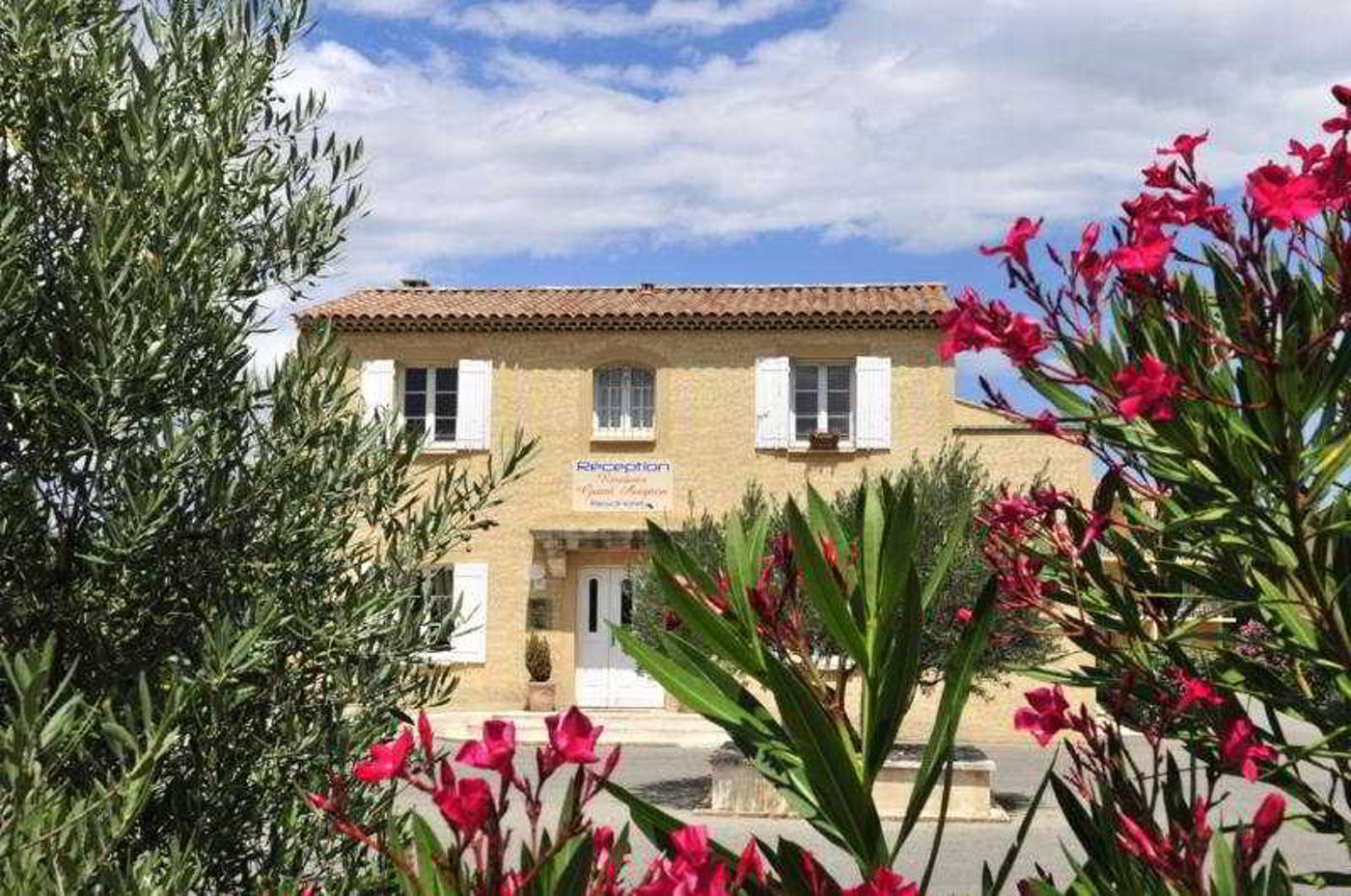 Residhotel Le Grand Avignon-France-VEDENE-General view-2