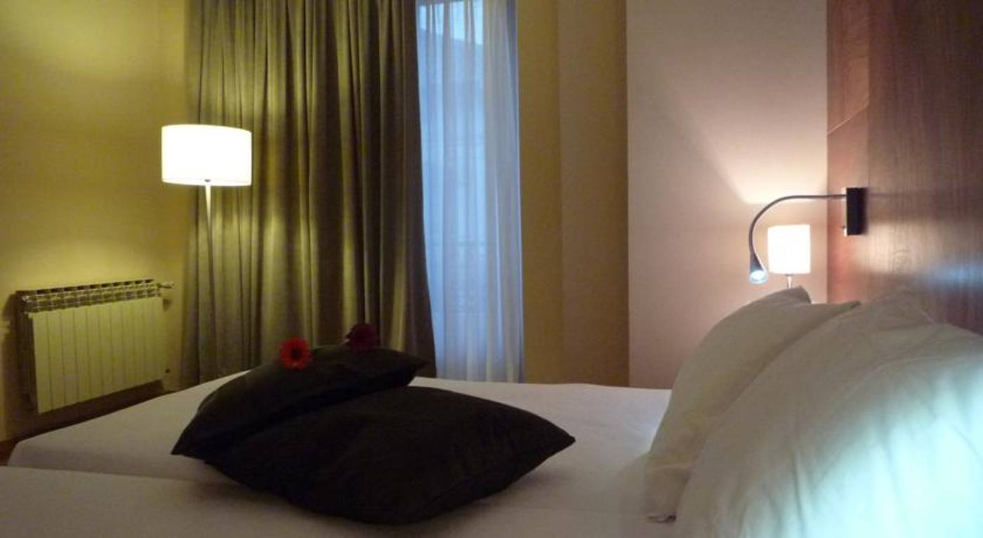 Picos de Europa-Spain-ARENAS DE CABRALES-Room-7