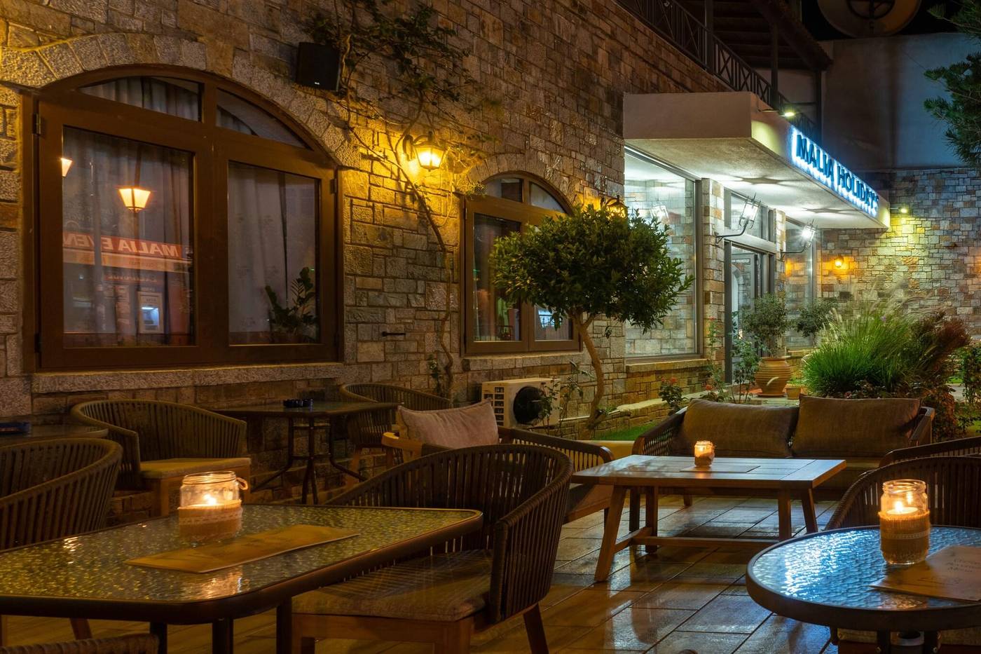 Malia-Holidays-Bar-12