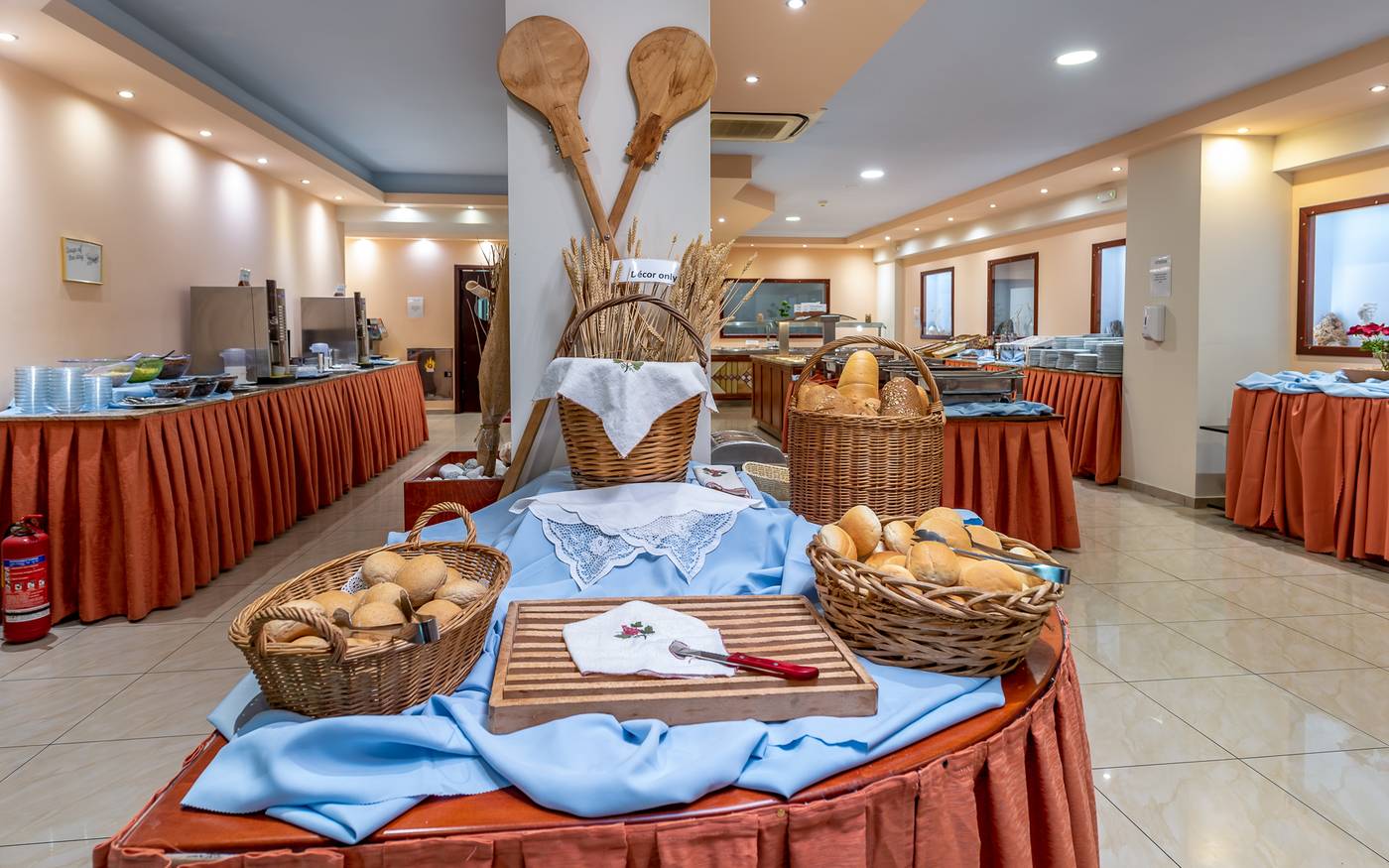 Poseidonia-Restaurant-35