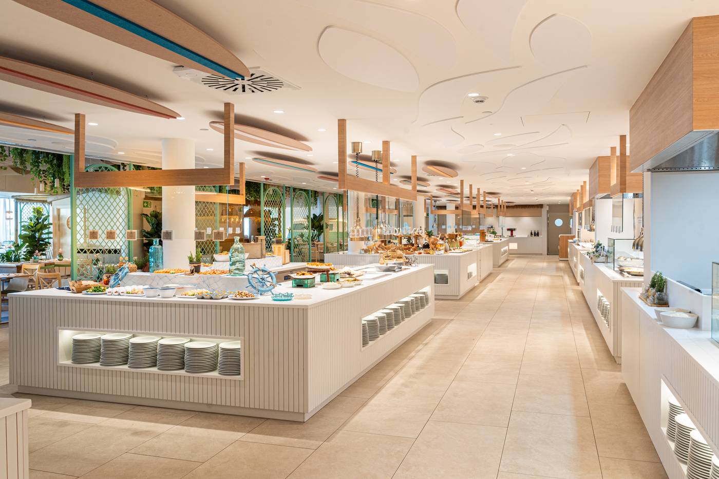 Iberostar-Hotel-Playa-Gaviotas-Park-Restaurant-47